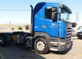 Cabeza tractora de ocasión marca Scania modelo R420, Opticruise con intarder, año 2006, 1.148.837km.
Precio sin impuestos.