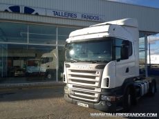 Tractor head Scania R420 automatic (Opticruise) with retarder, year 2007, 821.281km with 2 tanks and 2 beds.