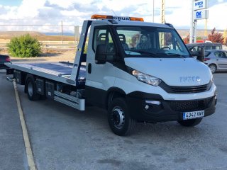 Car or truck transporter IVECO 70C18H Car or truck transporter IVECO 70C18H