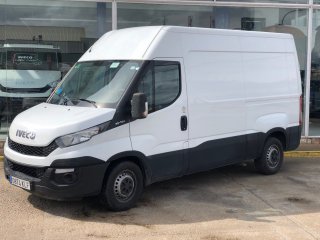 Furgón IVECO 35S13V 10.8m3 Furgón IVECO 35S13V 10.8m3