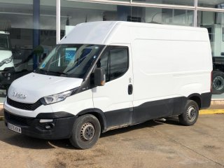 Furgón IVECO 35S13V 10.8m3 Furgón IVECO 35S13V 10.8m3