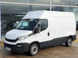 Furgón IVECO 35S13V 10.8m3 Furgón IVECO 35S13V 10.8m3