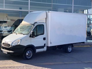 Caja cerrada IVECO 35C15 20m3 Caja cerrada IVECO 35C15 20m3
