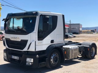 Tractora IVECO AT440S46T/FP CT portacoches Tractora IVECO AT440S46T/FP CT portacoches