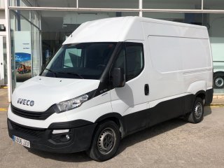 Van IVECO 35S16V 10.8m3 Van IVECO 35S16V 10.8m3