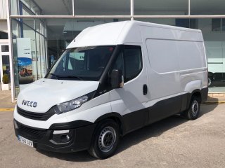 Van IVECO 35S16V 10.8m3 Van IVECO 35S16V 10.8m3