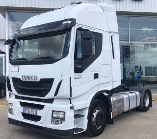 Tractor unit IVECO AS440S46TP Hi Way Tractor unit IVECO AS440S46TP Hi Way