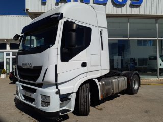 Tractor unit IVECO AS440S46TP Hi Way Tractor unit IVECO AS440S46TP Hi Way