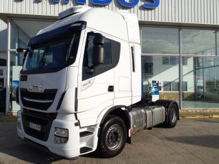 Tractora IVECO AS440S46TP Hi Way EVO Tractora IVECO AS440S46TP Hi Way EVO