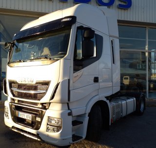 Tractor unit IVECO AS440S46TP Hi Way Euro6 Tractor unit IVECO AS440S46TP Hi Way Euro6