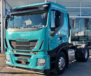 Tractor unit IVECO AS440S42TP Hi Way Tractor unit IVECO AS440S42TP Hi Way