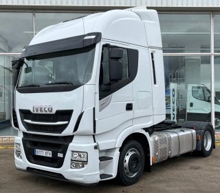 Cabeza Tractora IVECO AS440S46TP Hi Way Euro6 AUT INT Cabeza Tractora IVECO AS440S46TP Hi Way Euro6 AUT INT