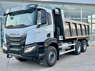 Volquete/Dumper IVECO AD380T45 T-WAY con caja CANTONI Volquete/Dumper IVECO AD380T45 T-WAY con caja CANTONI