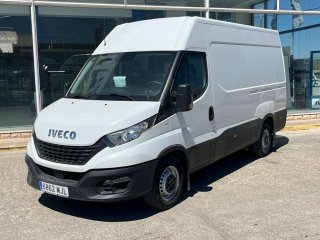 Furgón IVECO 35S16 12m3 Furgón IVECO 35S16 12m3