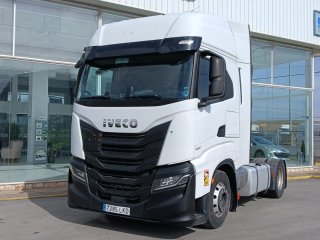 Cabeza Tractora IVECO 460 AUTOMATICO CON INTARDER Cabeza Tractora IVECO 460 AUTOMATICO CON INTARDER