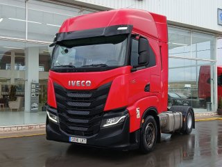 Tractor unit IVECO 460 AUTOMATICO CON INTARDER Tractor unit IVECO 460 AUTOMATICO CON INTARDER