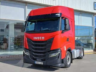 Tractor unit IVECO 460 AUTOMATICO CON INTARDER
