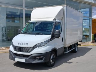 Caja cerrada con plataforma elevadora IVECO 35C16 20m3 Caja cerrada con plataforma elevadora IVECO 35C16 20m3
