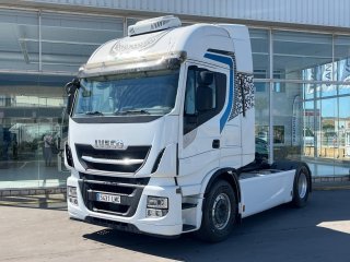 Tractor unit IVECO 510 AUTOMATICO INTARDER Tractor unit IVECO 510 AUTOMATICO INTARDER