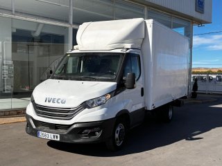 Caja cerrada con plataforma elevadora IVECO 35C14 20m3 con puerta lateral Caja cerrada con plataforma elevadora IVECO 35C14 20m3 con puerta lateral