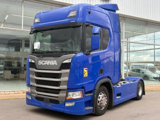 Tractor unit Scania R450 AUTOMATICO-INTARDER Tractor unit Scania R450 AUTOMATICO-INTARDER