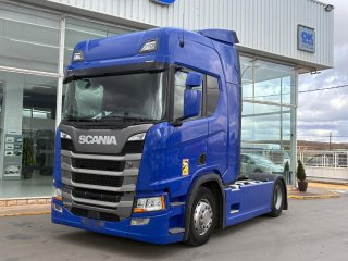 Tractor unit Scania R450 AUTOMATICO-INTARDER Tractor unit Scania R450 AUTOMATICO-INTARDER