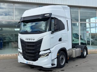 Tractor unit IVECO S-WAY 510 AUTOMATICO CON INTARDER
