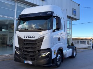 Tractor unit IVECO 460 AUTOMATICO  INTARDER ADR
