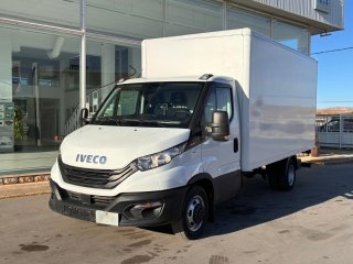 Caja cerrada con plataforma elevadora IVECO 35C16 20m3