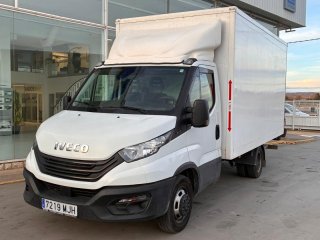Caja cerrada con plataforma elevadora IVECO 35C16 3.0 20m3