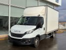Caja cerrada con plataforma elevadora IVECO 35C16 3.0 20m3