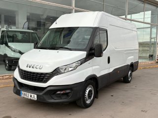 Van IVECO 35S16 V 12m3