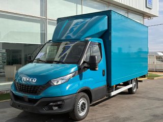 Caja cerrada con plataforma elevadora IVECO 35S16 3.0 20m3