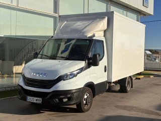 Caja cerrada con plataforma elevadora IVECO 35C16H3.0