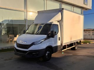 Caja cerrada con plataforma elevadora IVECO 35C16H