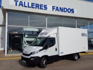 Caja cerrada IVECO 35C15 20m3 Caja cerrada IVECO 35C15 20m3