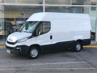 Furgón IVECO 35S13V 12m3 Furgón IVECO 35S13V 12m3