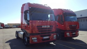 Entrega de 2 cabezas tractoras de ocasión  IVECO AS440S42TP del 2012,  para Huesca.