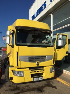 Entrega de cabeza tractora Renault Premium 460 para Valle de Santa Ana, Badajoz.