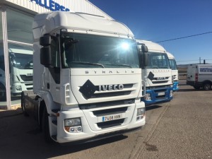 Entrega de 3 tractoras IVECO AT440S45TP para Andalucía.