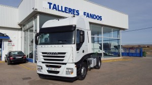 Entrega de otra cabeza tractora IVECO AS440S45TP para Rumanía.