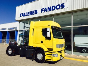 El sábado entregamos una tractora de Ocasión Renault Premium 460 para Córdoba.