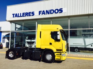 El sábado entregamos una tractora de Ocasión Renault Premium 460 para Córdoba.