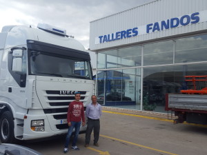 Entrega de cabeza tractora de ocasión IVECO AS440S50TP automática con intarder para nuestro amigo Miguel de Monserrat, Valencia.