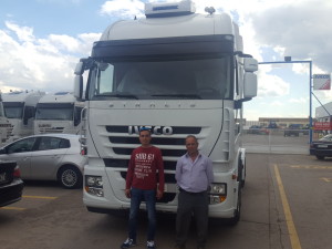 Entrega de cabeza tractora de ocasión IVECO AS440S50TP automática con intarder para nuestro amigo Miguel de Monserrat, Valencia.