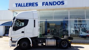 Entrega de 2 tractoras IVECO AS440S46TP automáticas con intarder a Moron de la Frontera, Sevilla.