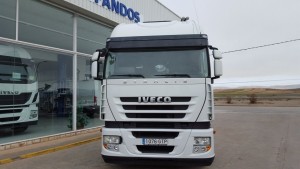 Entrega de tractora de ocasión  IVECO AS440S50TP  para Zaragoza.