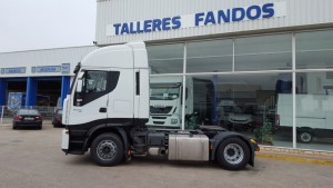 Entrega de tractora de ocasión  IVECO AS440S50TP  para Zaragoza.