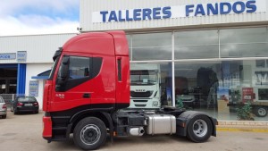 Entrega de cabeza tractora de ocasión IVECO AS440S42TP automática con intarder del año 2012 para Coria del Rio, Sevilla.