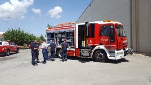 Entrega de camión de bomberos IVECO Magirus.